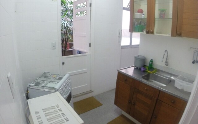 Dois Quartos Dias Ferreira - LEB12