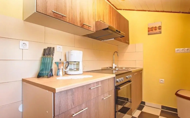 Apartment 1294
