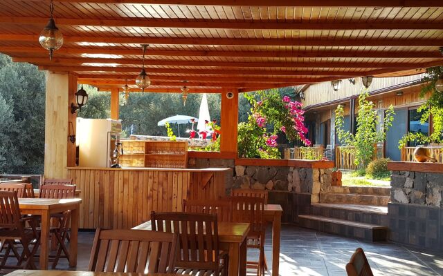 Kabak Armes Hotel