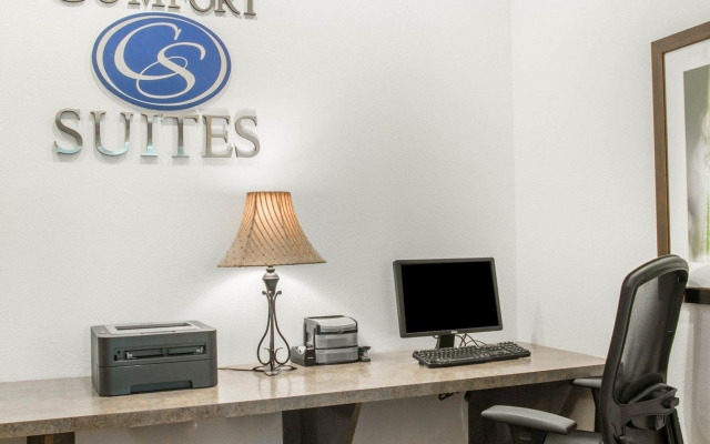 Comfort Suites Saginaw