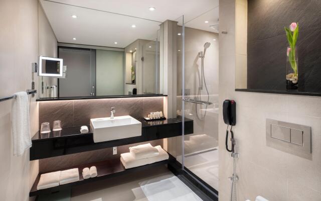 Crowne Plaza Manama (Bahrain)
