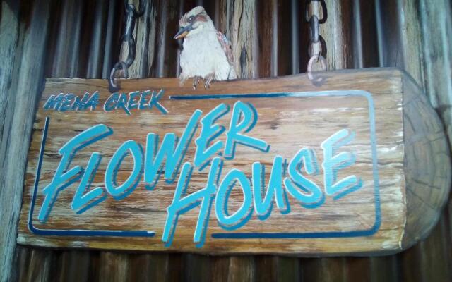 Mena Creek Flower House