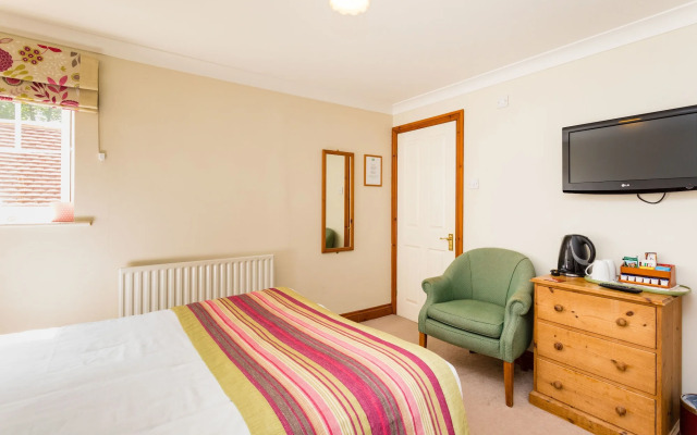 The Lawn Guest House