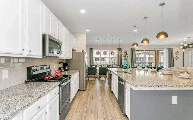 Broadoak Drive villa Solterra 5