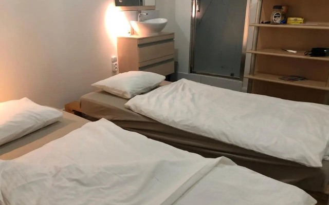 Mini Studio a Bed4u Late Check in (Adults Only)