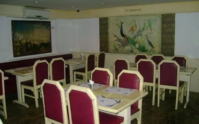 Hotel Goutham Manor