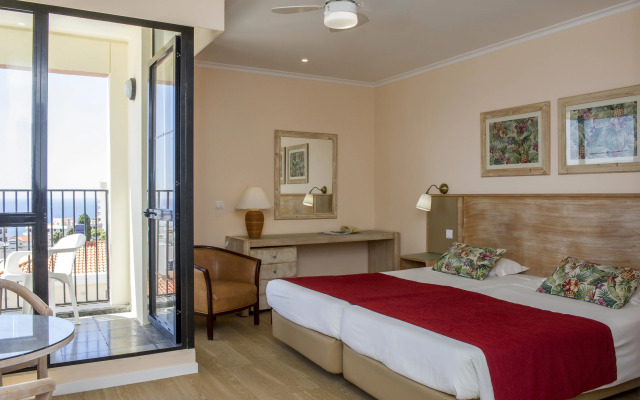 Dorisol Buganvilia Studio Hotel