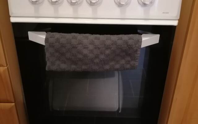 Central Glasgow Apartment - Sleeps 2 & Kitchen