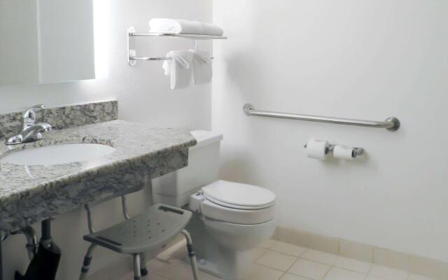 Quality Inn & Suites Everett