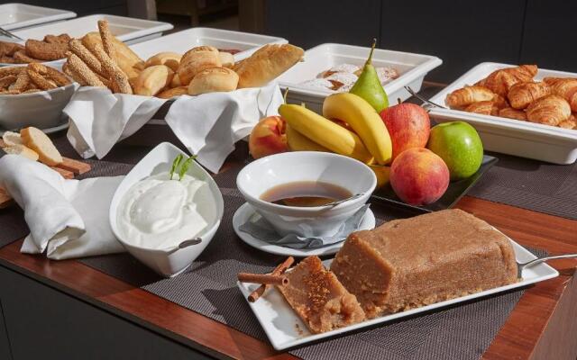 Athenian Riviera Hotel & Suites
