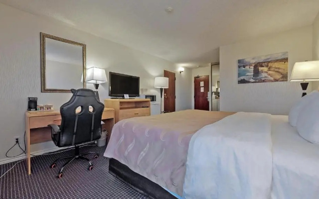 Ramada by Wyndham Arnprior