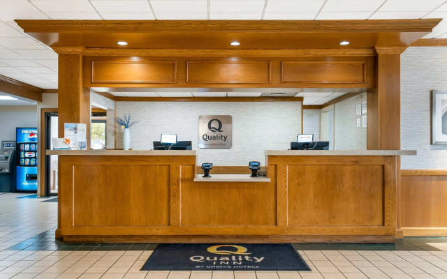 Quality Inn & Suites Monroe