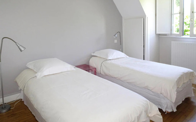 Holiday Home in Carnac Near Sandy Beach