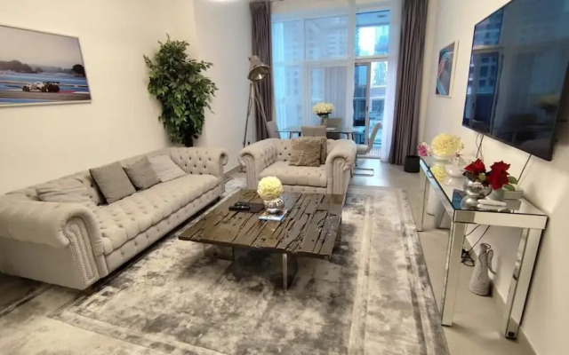 Phaedrus Living: Dubai Marina Arcade Residence 703