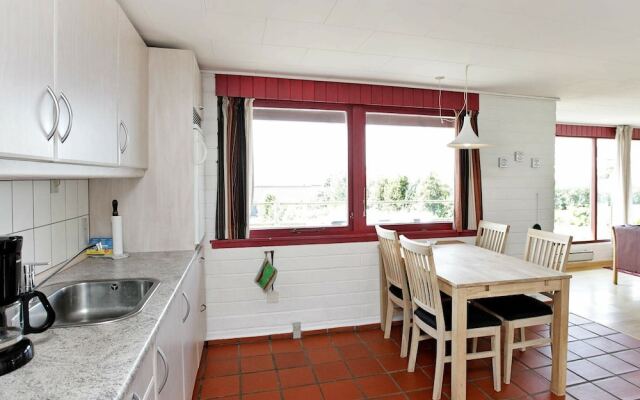 Quaint Holiday Home in Faabord near Sea