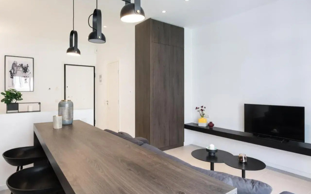 Voda Luxury Residence Penthouse #602