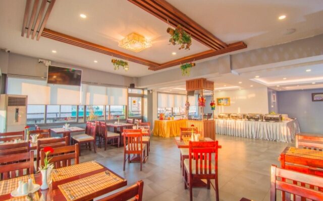 Botahtaung Hotel