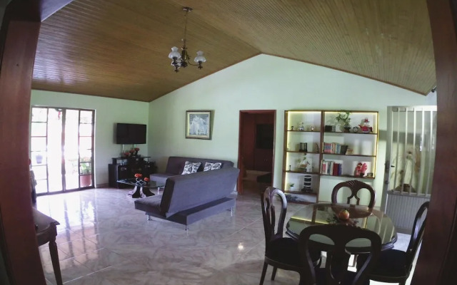Finca Chalet El Zafiro