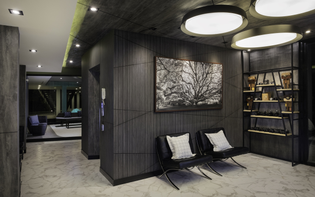 R Photo Hotel