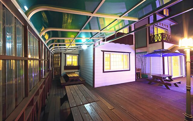 Gyeongju Travel by Moonlight Pension