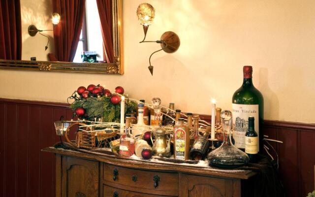 Hotel - Restaurant In den Hoof