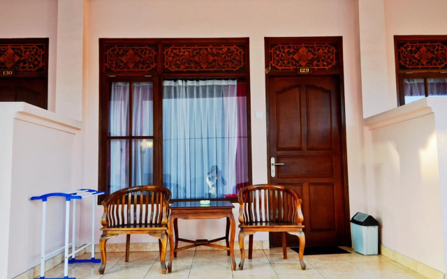 Pesona Beach Inn