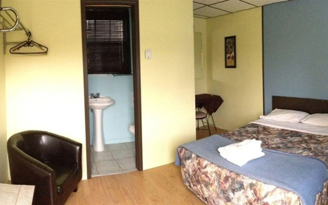 Motel Spring