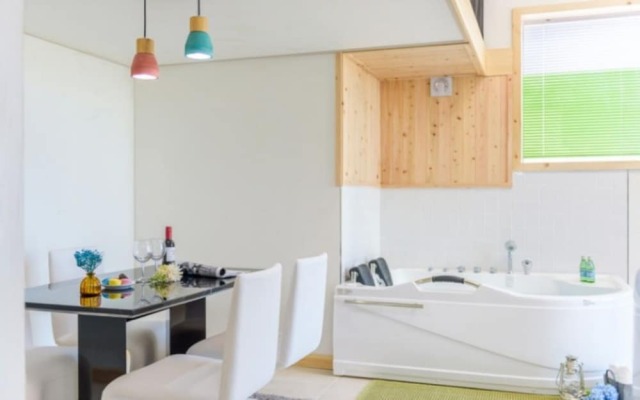 Cheongju Sole Luna Pension
