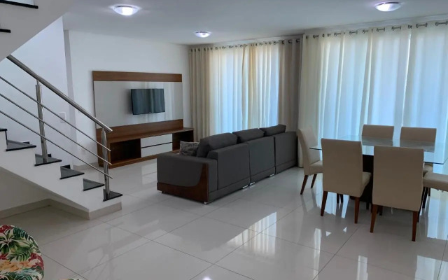 Cobertura Duplex em Condomínio de Alto Luxo - 402