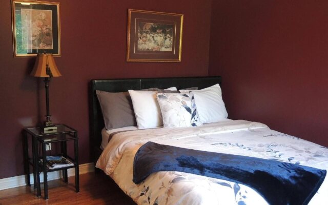 Demi's Place Bed and Breakfast