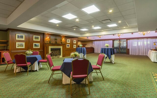 Quail Hollow Resort - A Trademark Collection Hotel