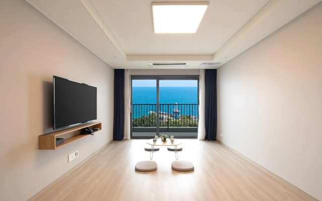 Sokcho I Park Suite Hotel and Residence