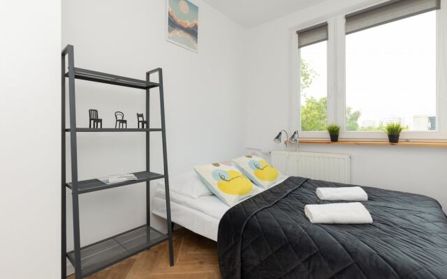 Apartment Retro Warsaw by Renters