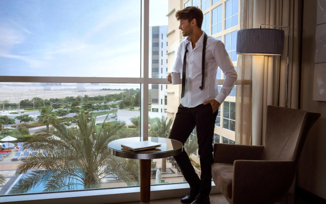 Centro Yas Island
