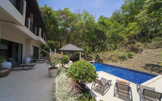 Villa Ploi Attitaya 6 Bed 2 Storey Villa Near Nai Harn Beach