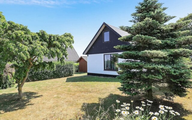 Rustic Holiday Home in Funen With Terrace