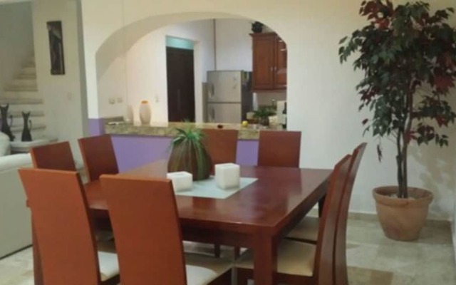 Apartamento PlayaDelCarmen 522 by Sinbad