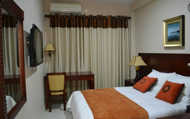 Hotel LaBama