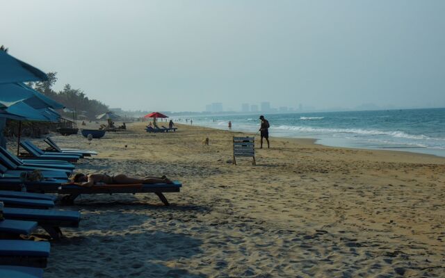 Azure Beach Hotel