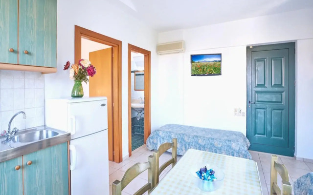 Dionysos Apartments