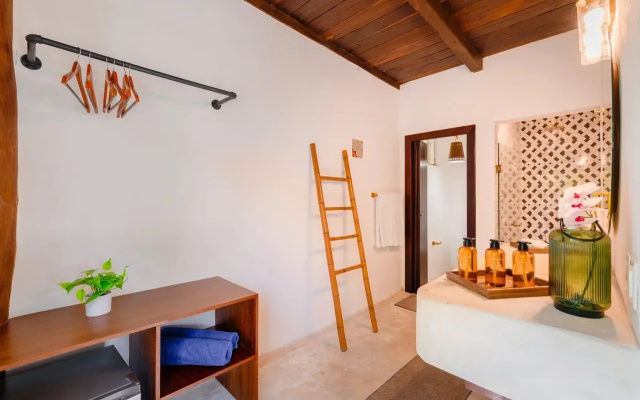 Azulea Bacalar Hotel & Spa - Lagoon Front