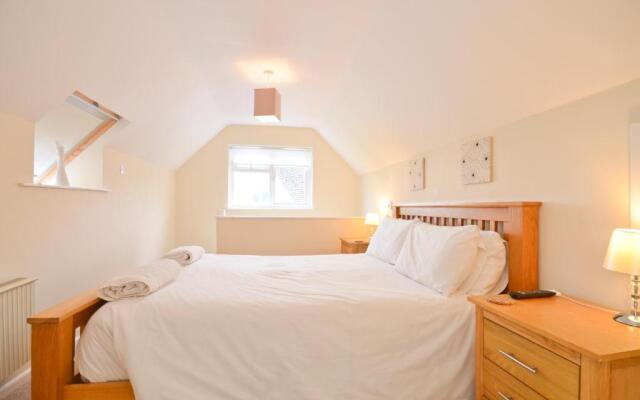 17 Tollgate Cottages