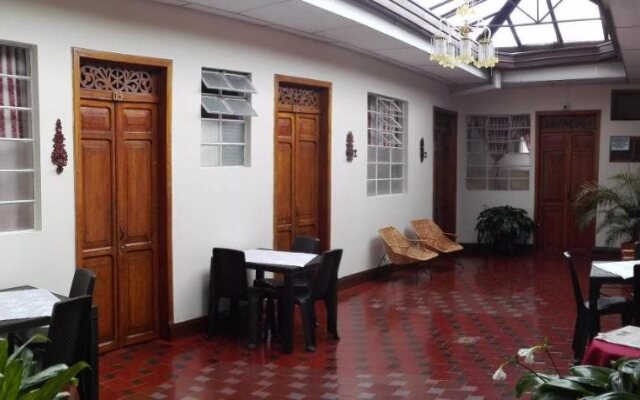 Hotel Alcayata Colonial