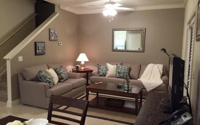 Villa Minnie - Lucaya Village