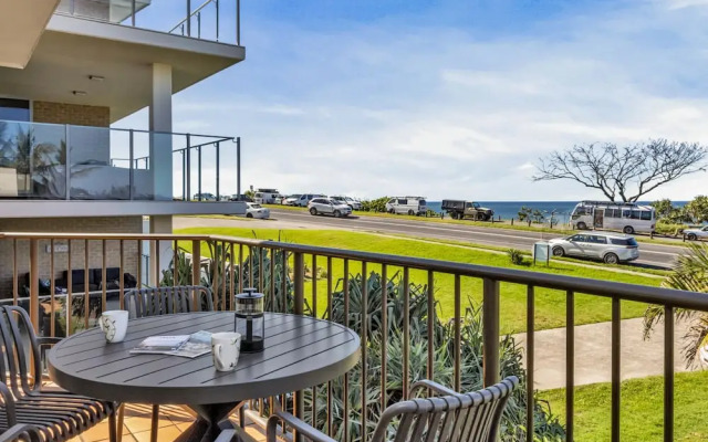 Ocean View Stay in Cabarita Beachfront