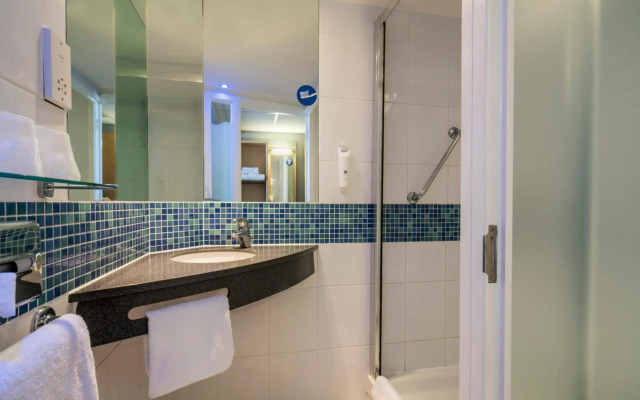 Holiday Inn Express Leicester - City by IHG