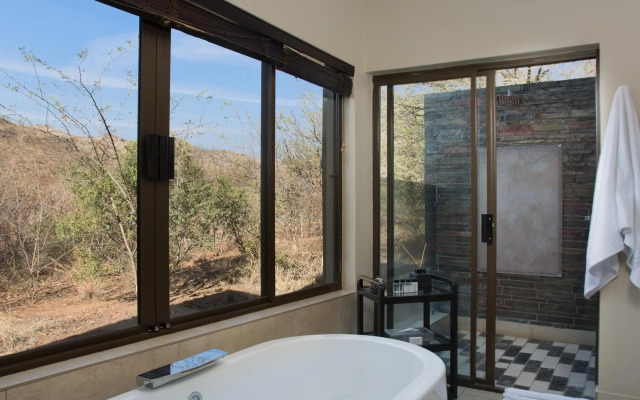 Shepherd's Tree Game Lodge