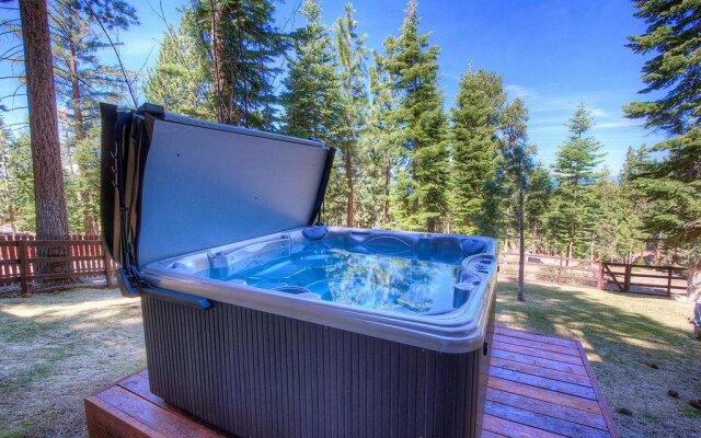 Heavenly Tree House at Lake Tahoe by RedAwning