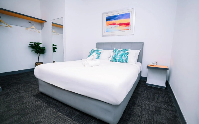 U Pac Hotel