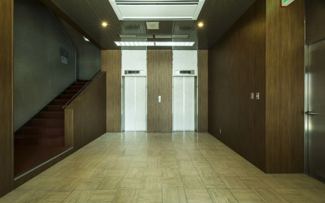 Isahaya Station Hotel